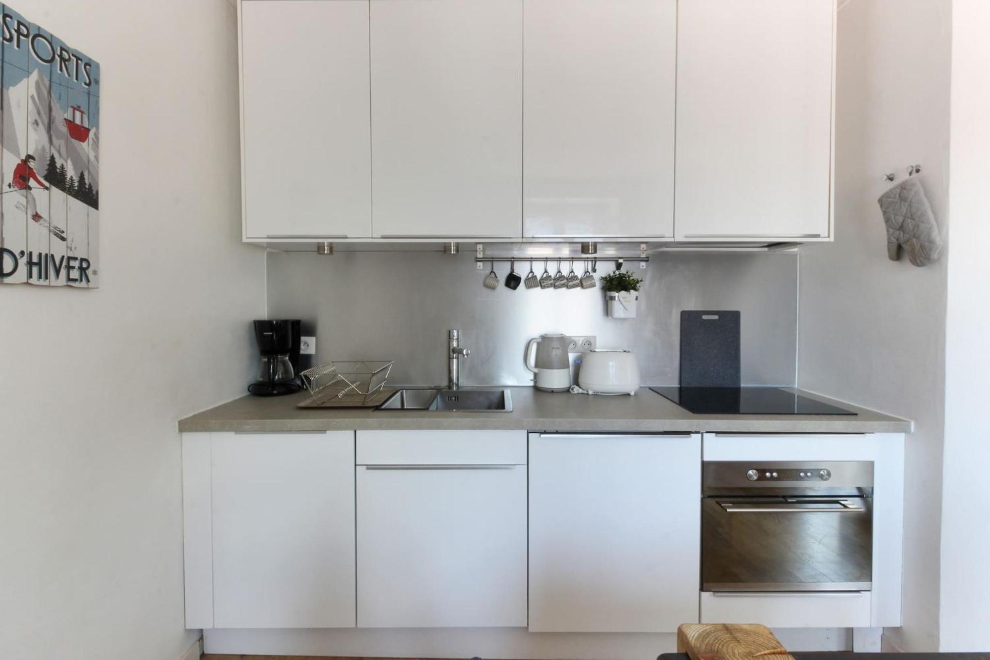 Nook 42 - The Loft - Central 2Br W/ Balcony Views 霞慕尼 外观 照片